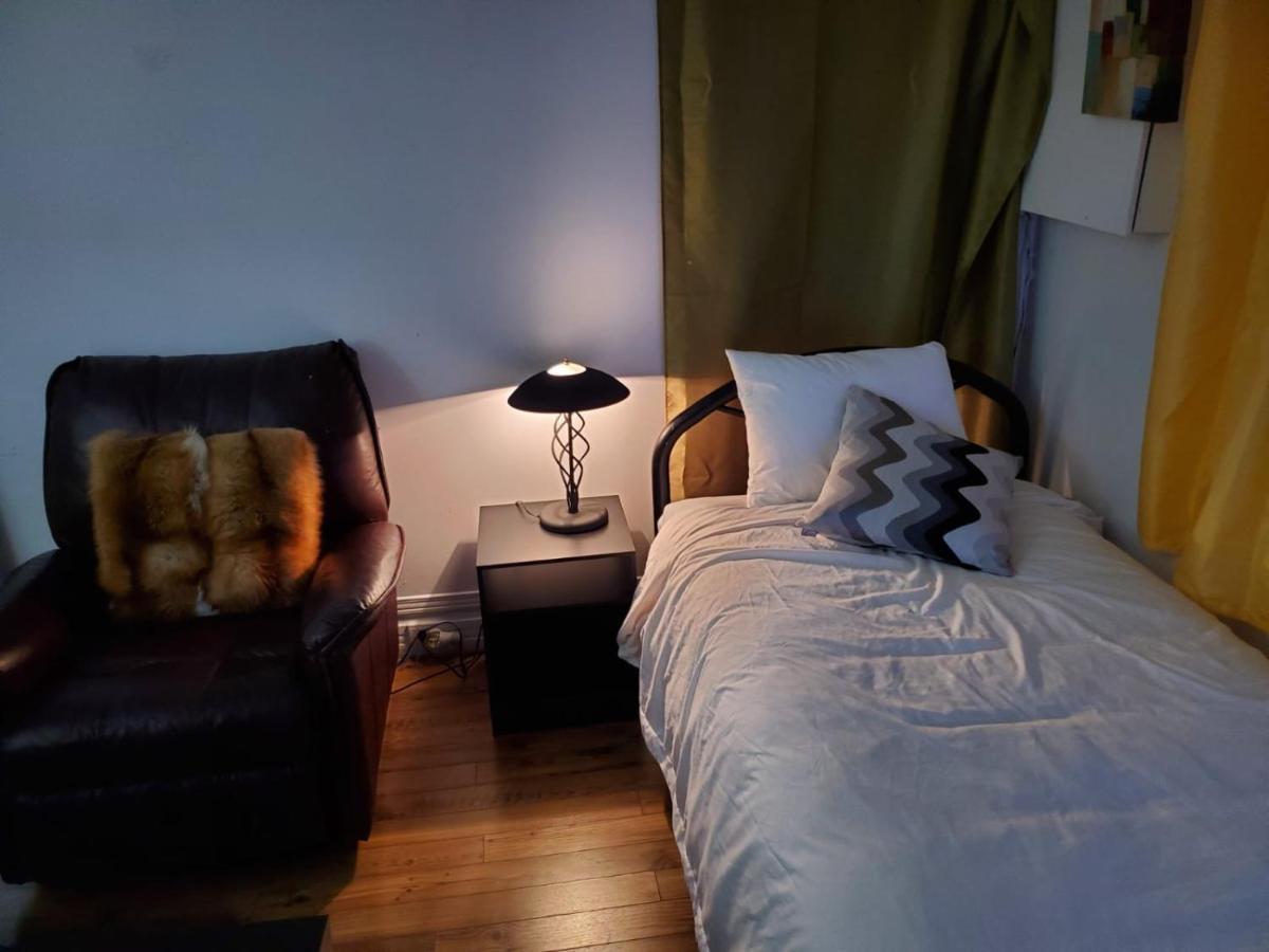 Booking-Eddy- Single Room With Self Check-In Hull Экстерьер фото